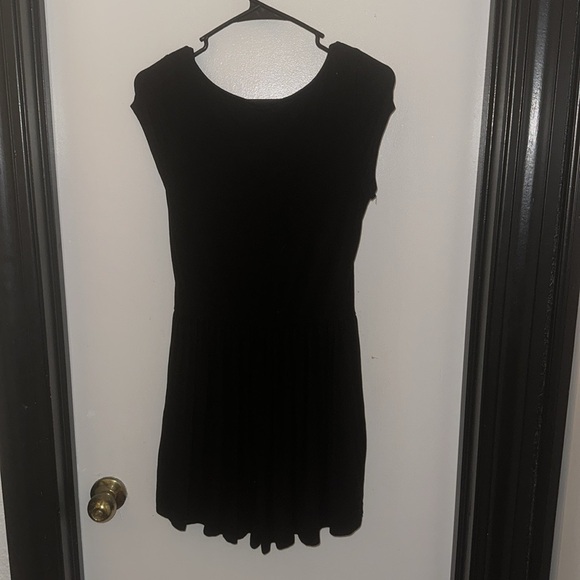 Wild Fable Black Short Sleeve Knit Romper in Size Medium - Picture 5 of 5